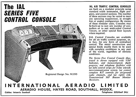 International Aeradio: IAL ATC Consoles. Aerad Flight Guide      